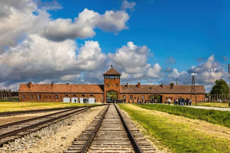 From Krakow: Auschwitz-Birkenau FullDay Guided Tour - The Itinerary Breakdown
