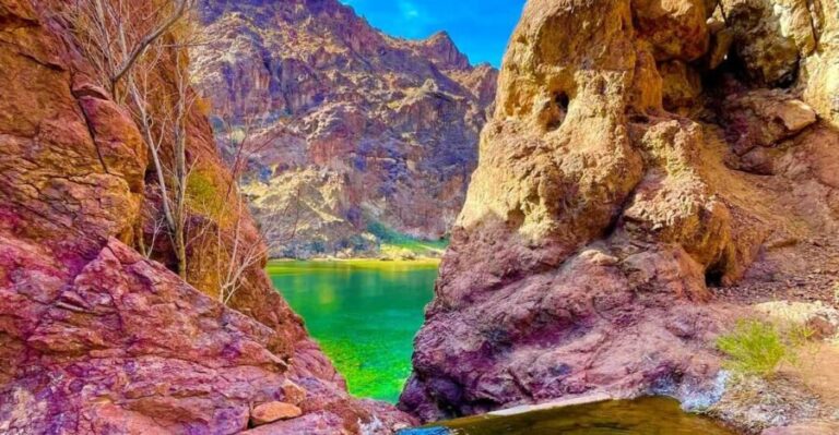 From Las Vegas: Hoover Dam Kayak Trip with 6 Hot Springs - An In-Depth Look at the Hoover Dam Hot Springs Kayak Tour