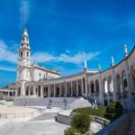 From Lisbon: Tomar and Fátima Day Trip with Guide - Exploring Fátima: Spiritual Significance and Sacred Sites