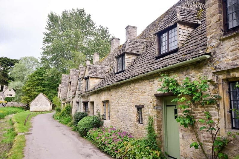 From London: Full-Day Cotswolds Group Tour - Exploring Bourton-on-the-Water: The Village of Bridges