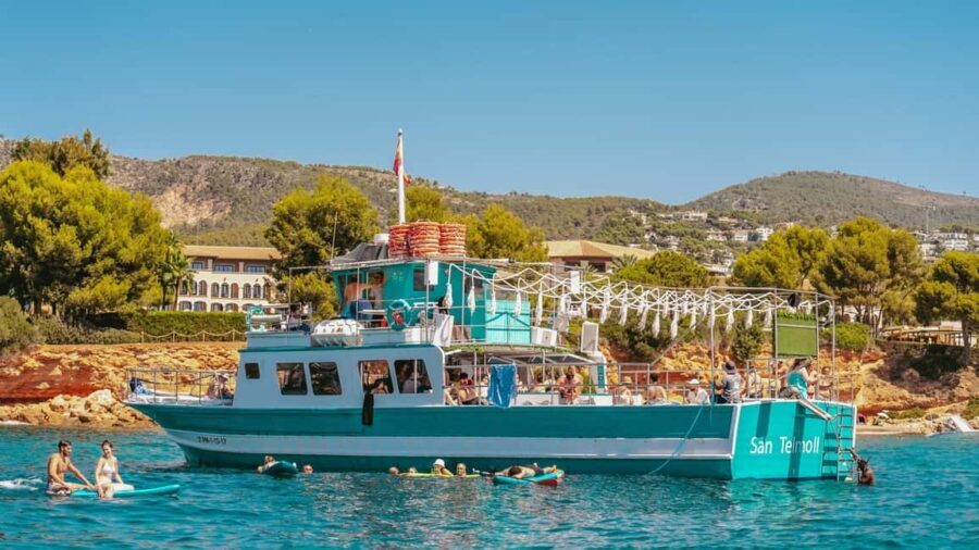From Magaluf: Palma Bay Sightseeing Cruise with Live Music - Passing Palma’s Iconic Landmarks  