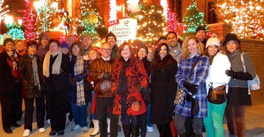 From Manhattan: 4-Hour Christmas Lights Luxury Bus Tour - The Value of This Tour