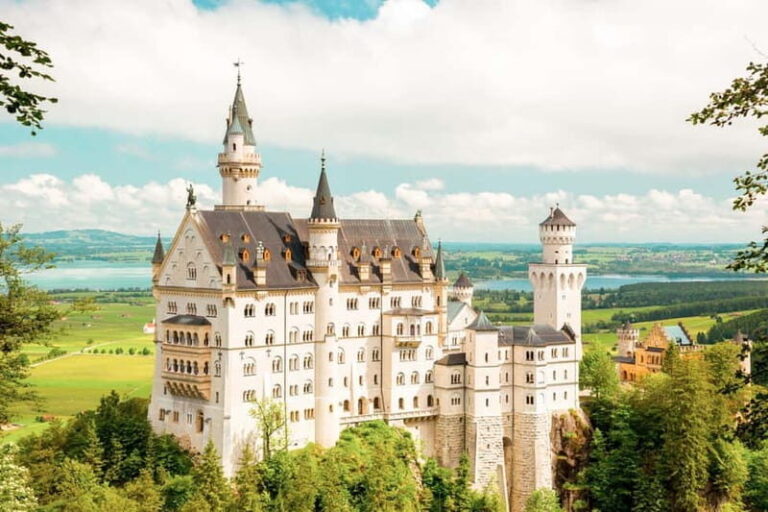 From Munich: Premium Neuschwanstein Castle & Linderhof Tour - What Makes This Tour Stand Out?
