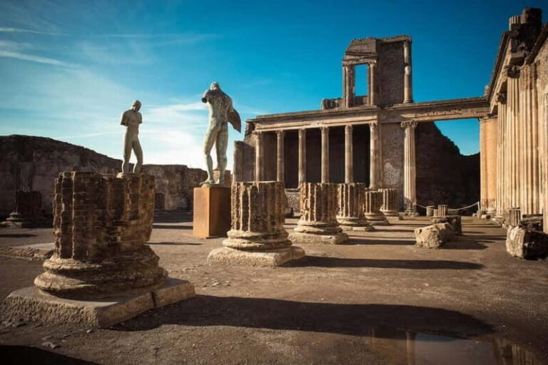 From Naples: Guided walking tour of Pompeii with entry ticket and train - The Journey Begins: From Naples to Pompeii