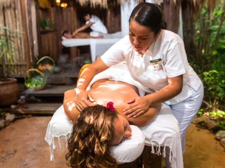 From Playa del Carmen: Xel-Há All-Inclusive Park - The Experience for Different Types of Travelers