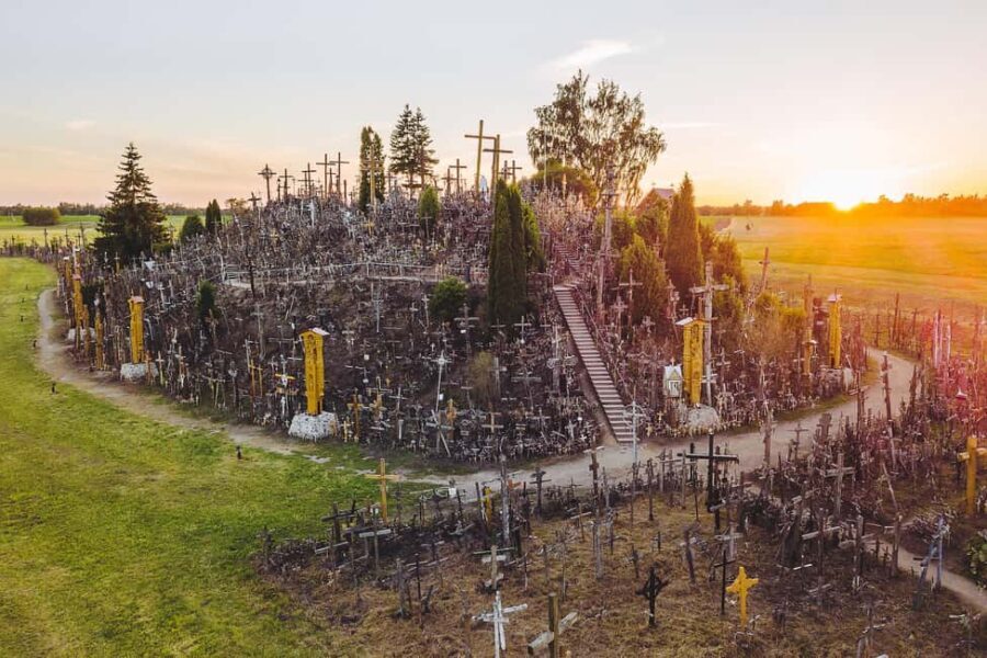 From Riga: Hill of Crosses & Jelgava Highlights - Why This Tour Stands Out for Travelers  