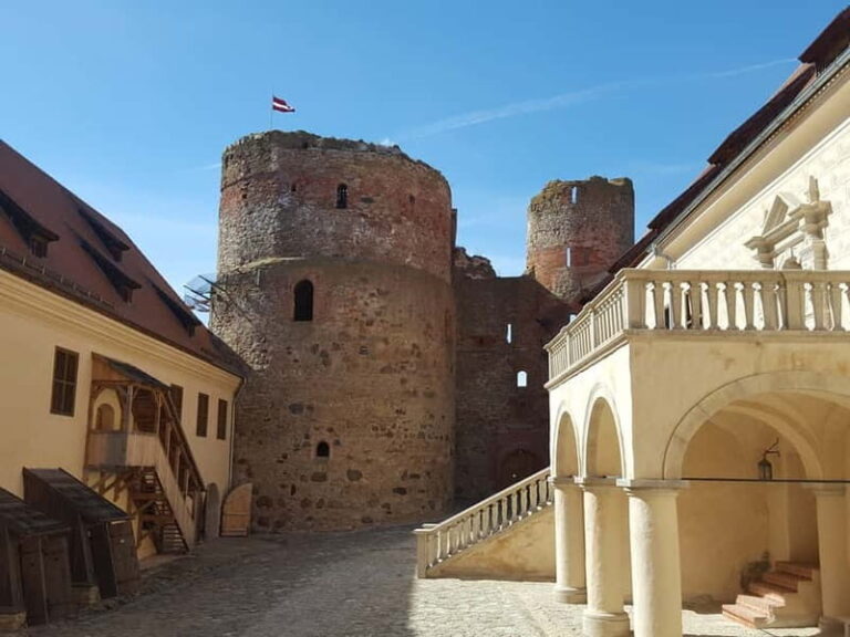 From Riga: Vilnius One-Way Tour with Sightseeing Stops - Why This Tour Offers Great Value