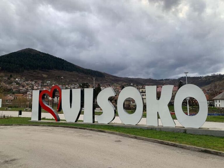 From Sarajevo: Visoko Pyramids,Tunnels and Park Ravne Tour - Exploring the Archaeological Wonders of Visoko