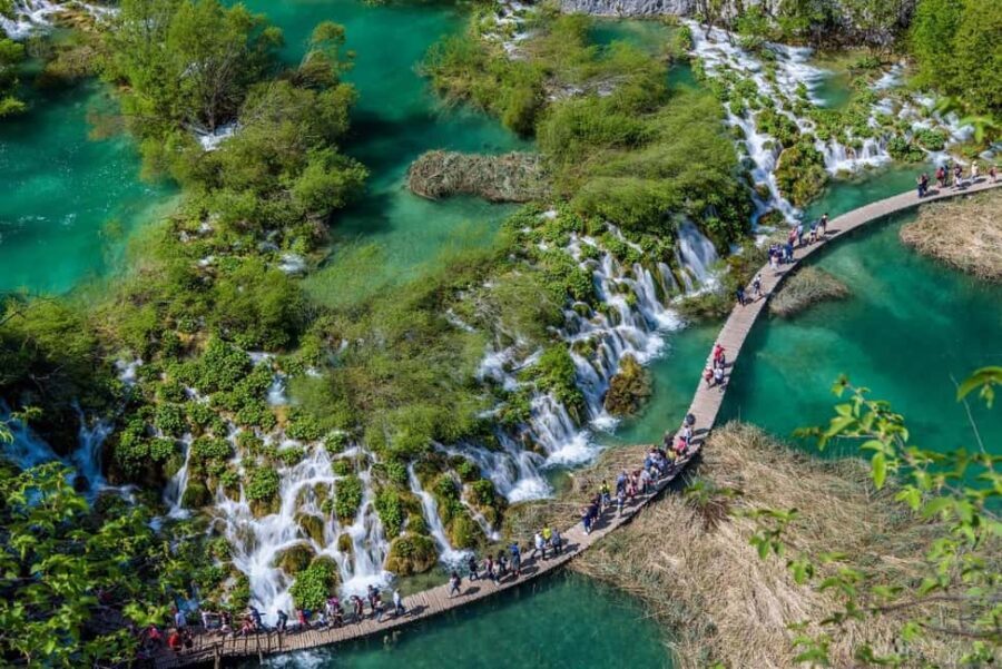 From Split: Plitvice Lakes Private Tour with free Dessert - Why This Tour Works Well