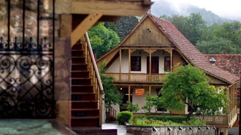 From Tbilisi: Dilijan & Sevan Lake Full-Day Tour to Armenia - The Experience in Detail