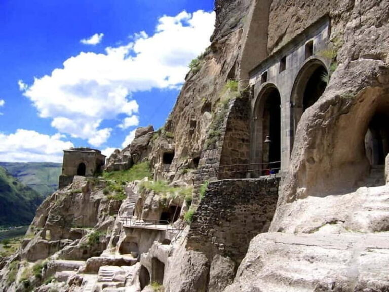 From Tbilisi: Vardzia Cave Tour with Guide - The Itinerary in Detail: What Will You Experience?