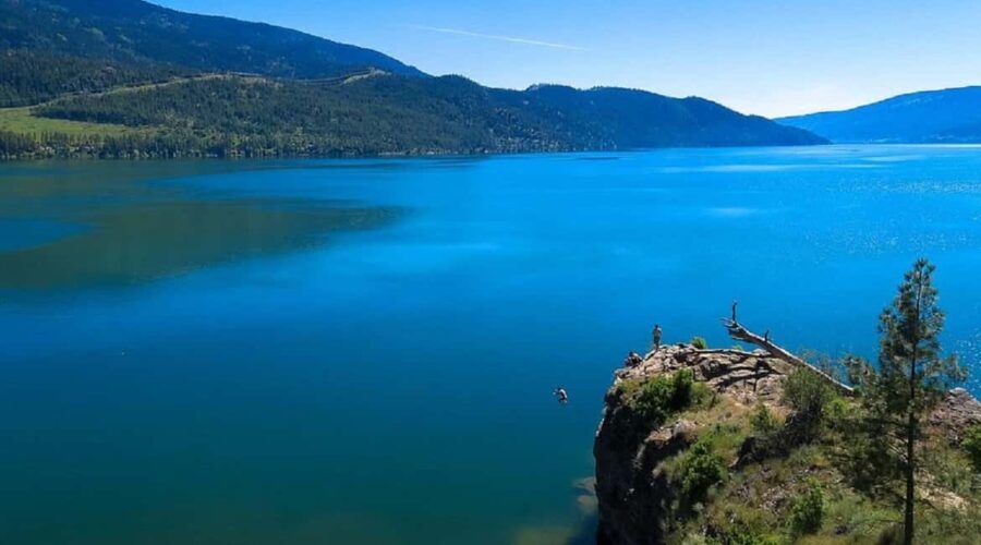 From Vancouver: 2-Day Kelowna Wine, Lake, and Farm Tour - The Value of This Tour