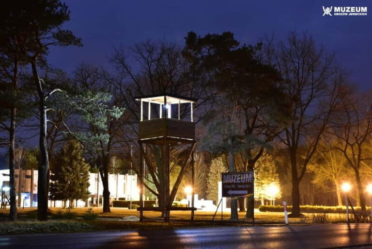 From Wrocaw: Stalag Luft 3 Great Escape Tour - The Experience of the Guides & Visitors’ Insights