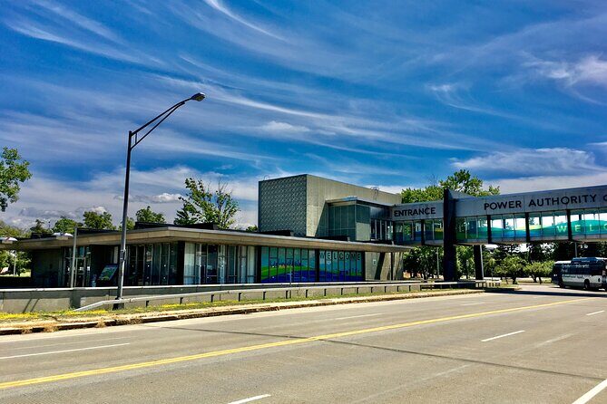 Frozen Falls Niagara Falls NY Fall and Winter Wonder Tour - An In-Depth Look at the Niagara Falls Winter Tour