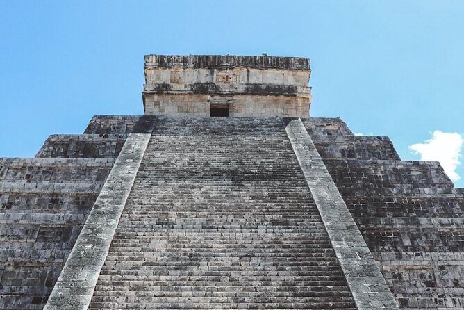 Full day tour Chichen Itza - The Experience of Guides and Group Size