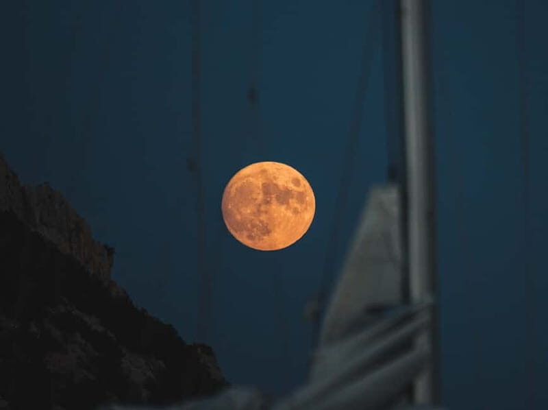 Full Moon Magic  2h Night Sailing in Sotogrande - The Visuals: Sunsets, Moonlight, and Marine Magic