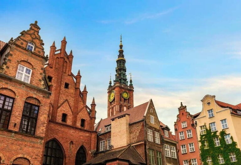 Gdansk: 2-hour Best Intro Walking Tour with a Local - What Makes This Tour Special?