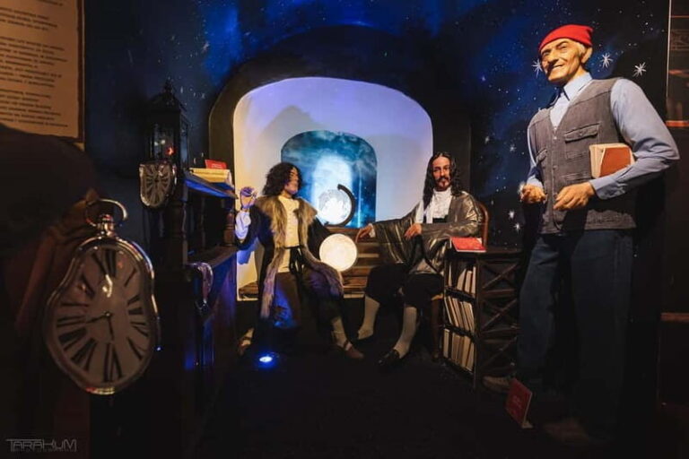 Gdansk: Tower of Secrets and Wax Figure Museum - What to Expect