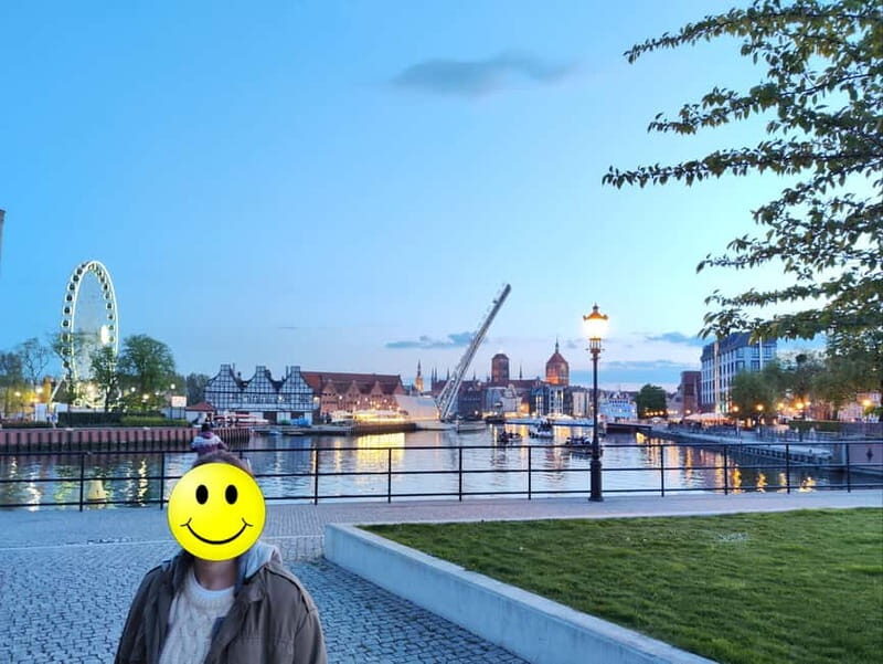 Gdask: Wrzeszcz and Shipyard District Private Bike Tour - What to Expect During the Tour