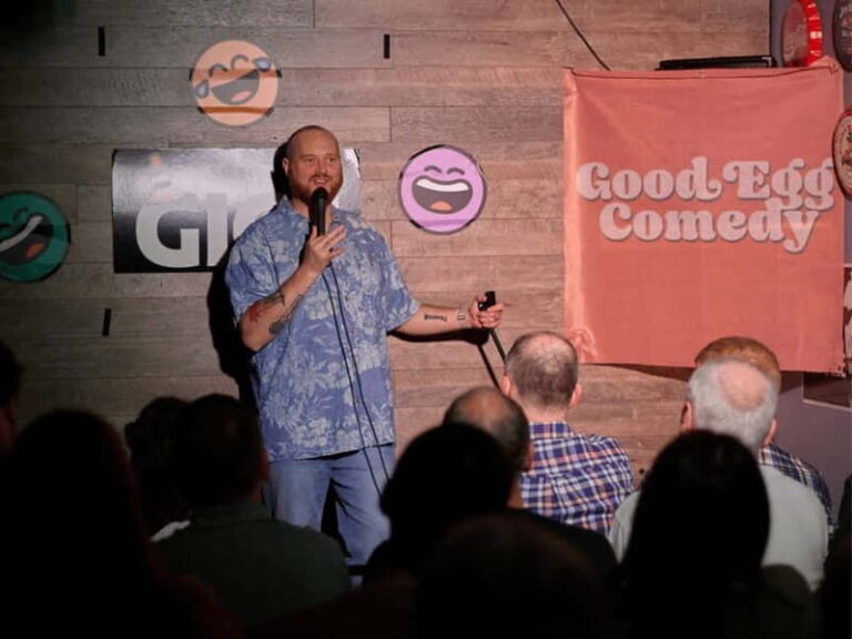 Glasgow: Scottish Comedy in an atmospheric Scottish venue! - The Comedy Line-up and Experience