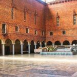 Grand Castle Tour Drottningholm and Gripsholm (private service) - Why Choose a Private Guided Tour?