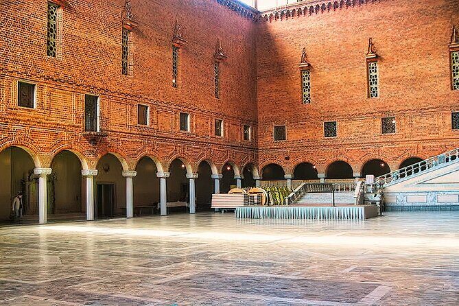 Grand Castle Tour Drottningholm and Gripsholm (private service) - Why Choose a Private Guided Tour?