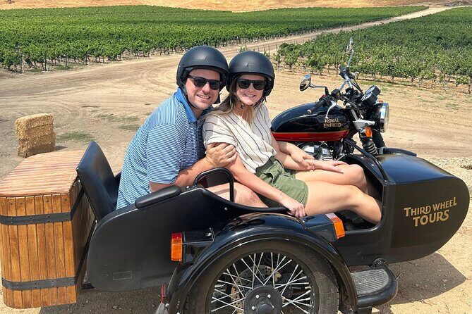 Grapevine Getaway Exclusive Wine Tour - Detailed Breakdown of the Itinerary