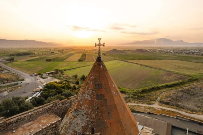 Group tour: Khor Virap, Noravank, Jermuk, Areni wine tasting - Exploring the Itinerary: What to Expect at Each Stop