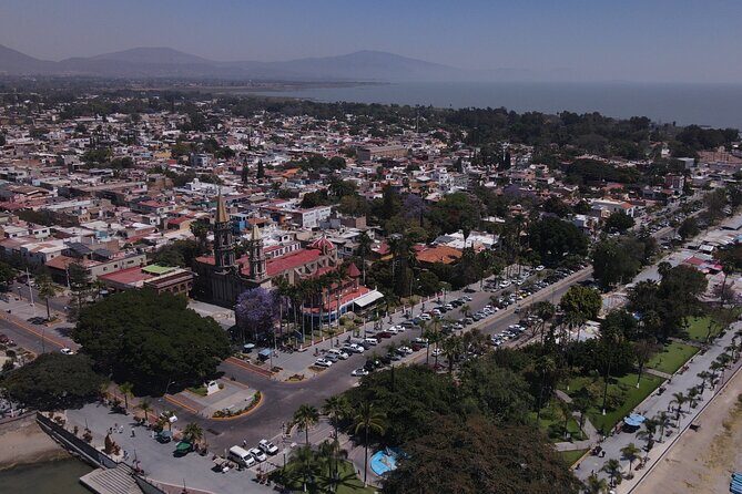 Guadalajara Airport Private Transfer to Ajijic & Chapala - The Comfort and Convenience of a Private Ride