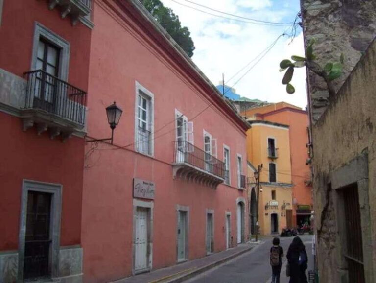 Guanajuato: Explore Silver Mines & Juarez Theater - Exploring the Silver Mine  