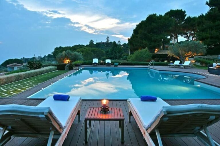 Guided tasting of Sicilian wines in Montesole - The Setting: Scenic and Inviting