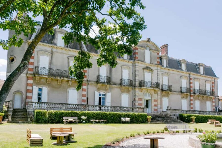 Guided tour from vine to glass - Experience Overview: From Vine to Glass in a French Château