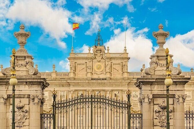 Guided Tour in Madrid's Royal Palace - Who Should Consider This Tour?