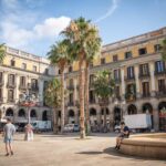Guided tour of Barcelona in French (Old Town & Instagram spots) - Discovering the Old Town of Barcelona
