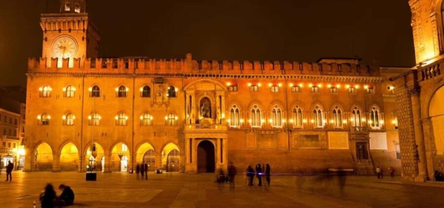 Guided Tour of Palazzo D'Accursio - Who Will Love This Tour?