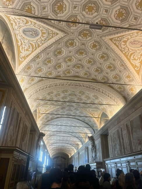 Guided Tour Vatican Museums & Sistine Chapel - The Experience from a Traveler’s Perspective