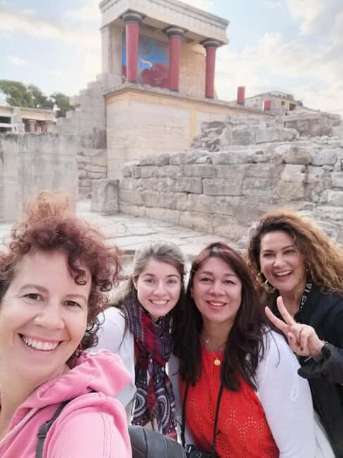 Guided visit of Knossos Palace in Spanish - FAQs