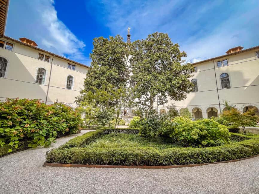 Guided walk from Old Lyon to the Presqu'île with a guide - A detailed look at what to expect