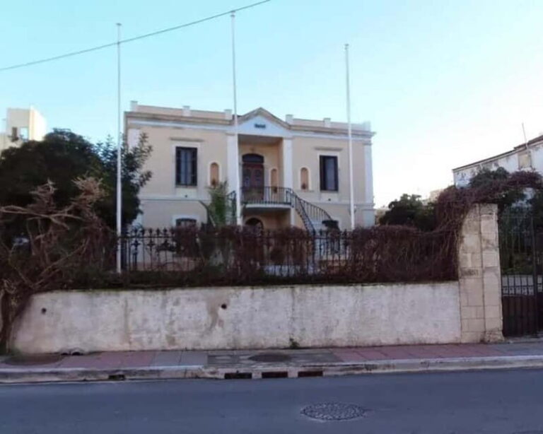 Halepa and Tabakaria Private Walking Tour - The Architectural Gems and Educational Landmarks