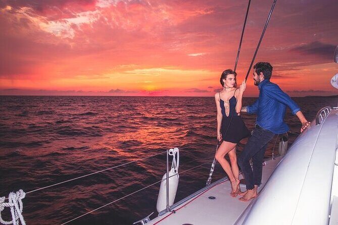 Half Day Sunset Luxury Sailing in Puerto Morelos with Open Bar - The Sunset Experience: Views and Atmosphere