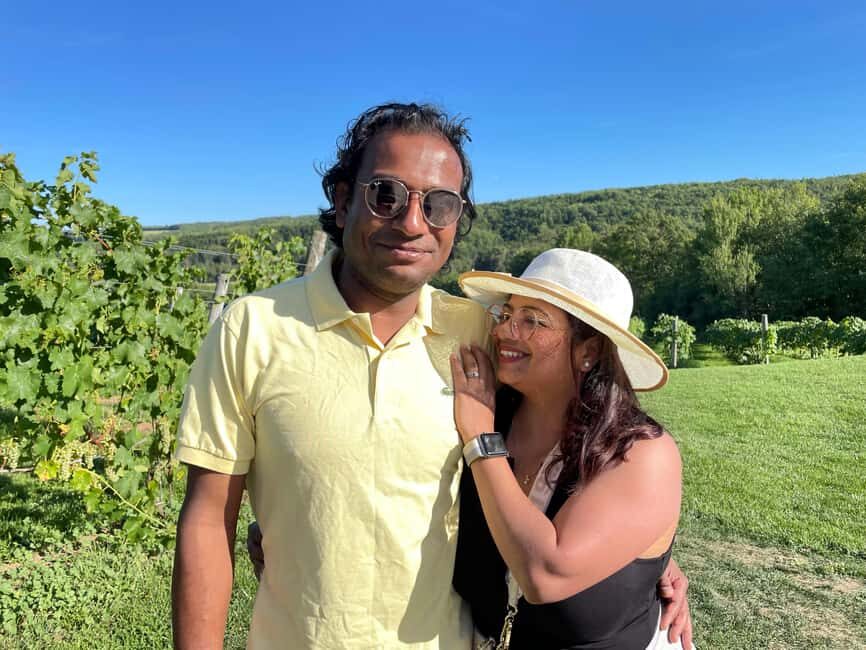 Halifax: Peggy's Cove, Lunenburg, and Annapolis Valley Tour - Transportation, Group Size, and Overall Comfort