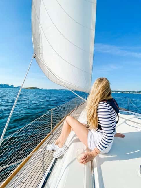 Halifax: Summer Breeze Sailing Tour with Cocktail - Who Will Love This Tour?