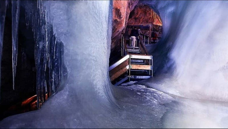 Hallstatt & Ice Cave & 5 fingers Private Trip From Salzburg - 5 Fingers Viewing Platform: Panoramic Perfection