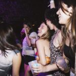 Hamburg: Bachelorette Bar & Club Tour  Champagne, Shots & Party - Second Stop: Continued Vibe and Free Shots