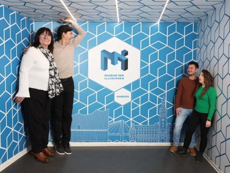 Hamburg: Museum of Illusions Ticket - Who Should Visit?
