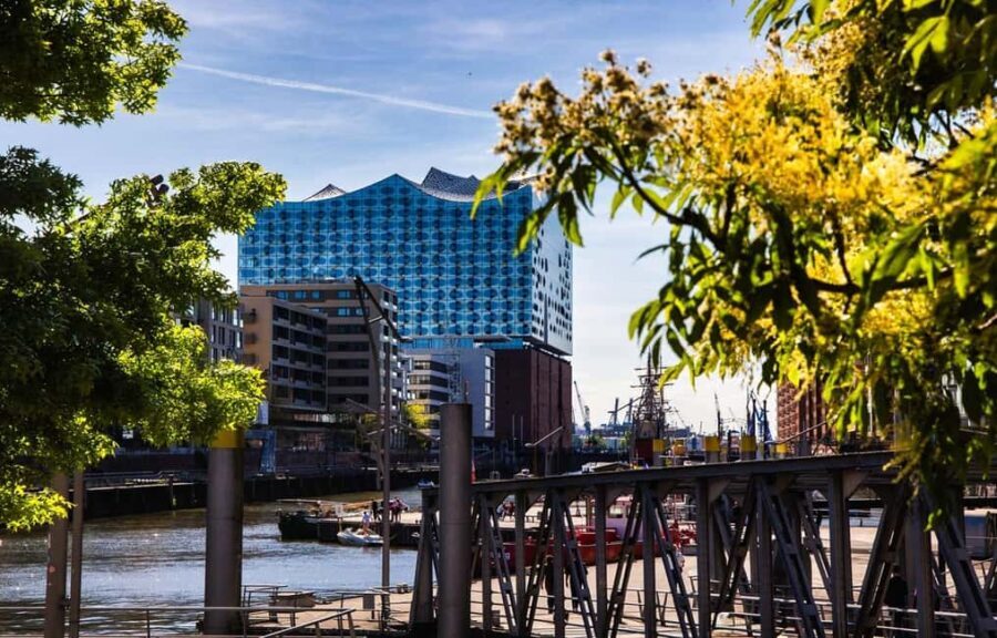 Hamburg: Westfield, Speicherstadt & Elbphilharmonie Tour - Exploring HafenCity’s Modern Marvel: Westfield Hamburg Überseequartier