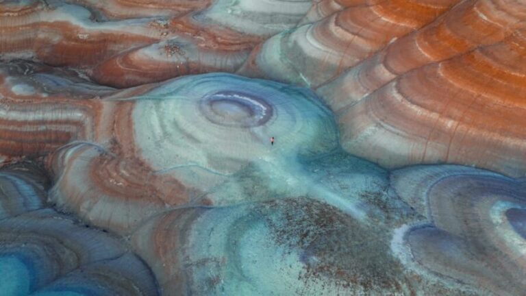 Hanksville/Torrey: Bentonite Hills Drone/Photography Tour - An In-Depth Look at the Bentonite Hills Drone/Photography Tour