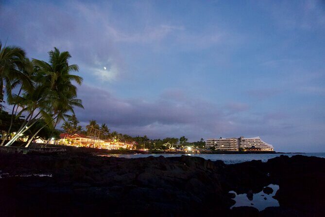 Hawaii: 1.5hr Private Walking Tour with the Ghosts of Kailua-Kona - Exploring Kailua-Kona: The Heart of the Tour
