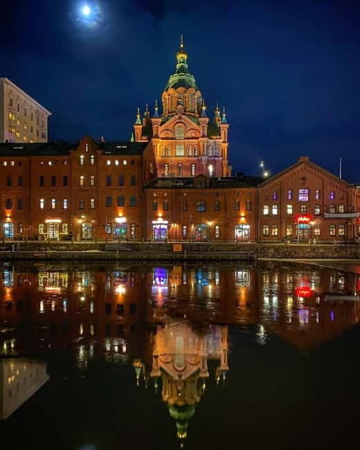 Helsinki: Christmas Walking Tour with Market Visit - What to Expect from the Tour