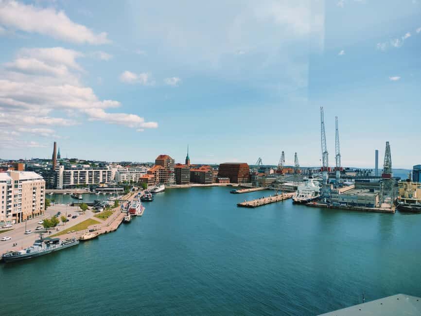 Helsinki: Design, Industry and Architecture Walking Tour - Exploring Helsinki’s Design District